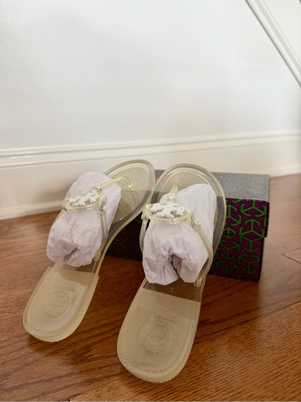 Tory Burch Transparent Jelly Sandals with Gold-Tone Logo - Picture 2 of 5